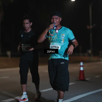 Runner Photo 5920115