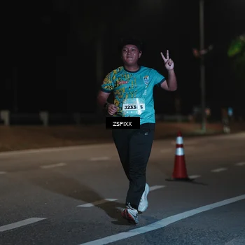 Runner Photo 5920137
