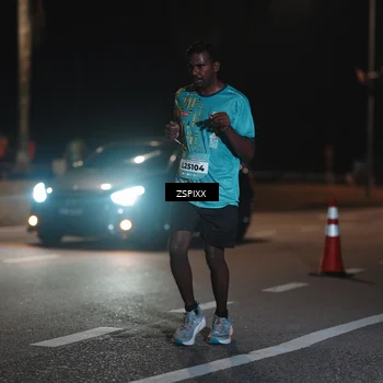 Runner Photo 5920194
