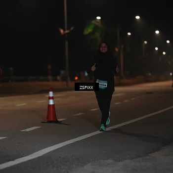 Runner Photo 5920240