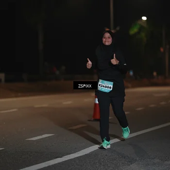 Runner Photo 5920256