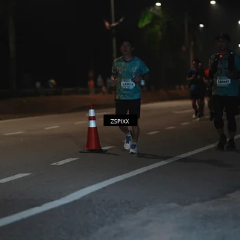 Runner Photo 5920261