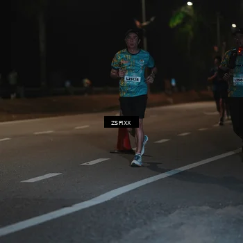 Runner Photo 5920270