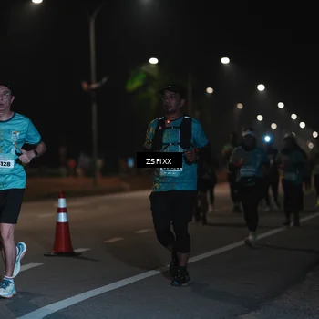 Runner Photo 5920277