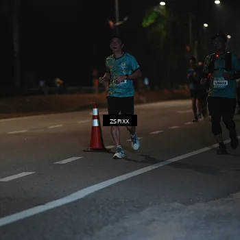Runner Photo 5920279