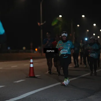 Runner Photo 5920293