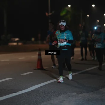 Runner Photo 5920299