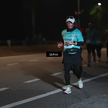 Runner Photo 5920311