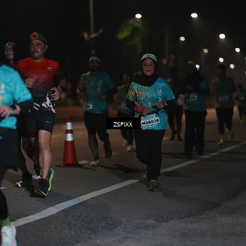Runner Photo 5920312
