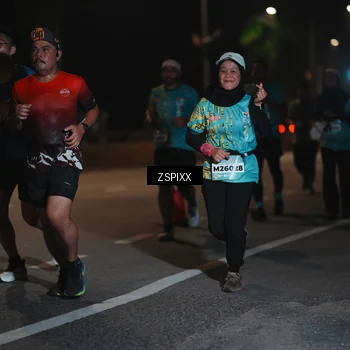 Runner Photo 5920334