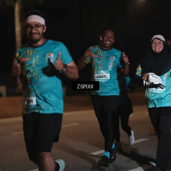 Runner Photo 5920341