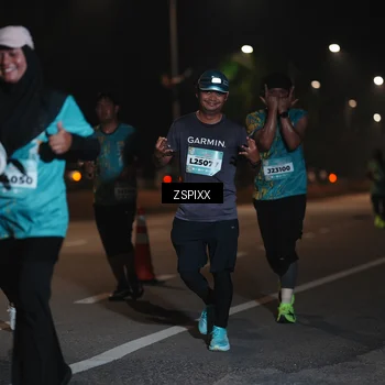Runner Photo 5920345