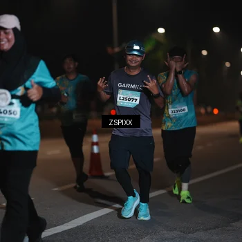 Runner Photo 5920347