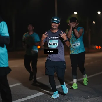 Runner Photo 5920350