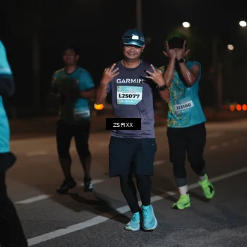 Runner Photo 5920351