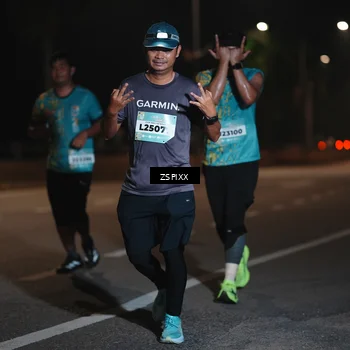 Runner Photo 5920352