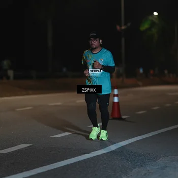 Runner Photo 5920379