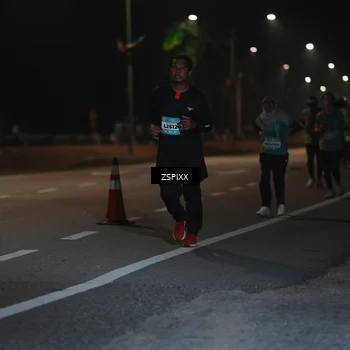 Runner Photo 5920386