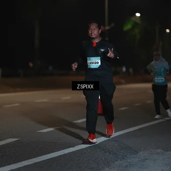 Runner Photo 5920396