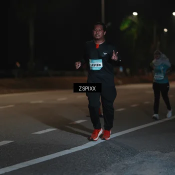 Runner Photo 5920397