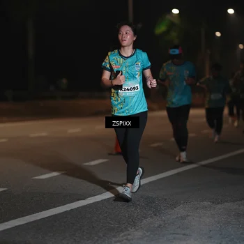 Runner Photo 5920421