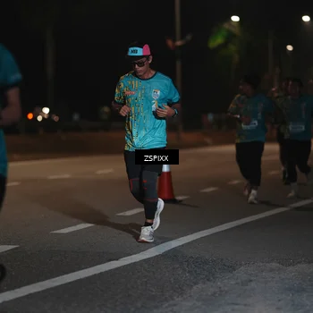Runner Photo 5920432