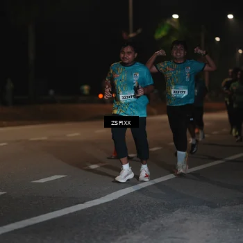 Runner Photo 5920451
