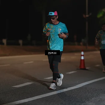 Runner Photo 5920453