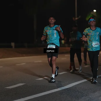 Runner Photo 5920468