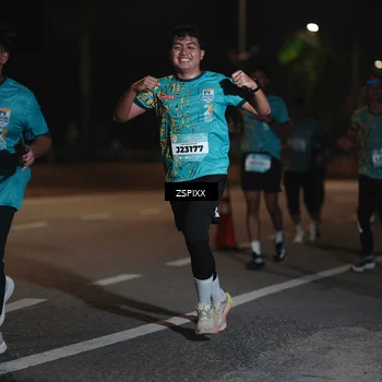 Runner Photo 5920471