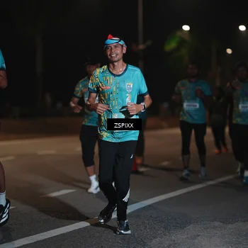 Runner Photo 5920475