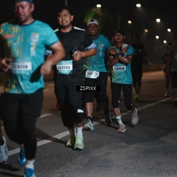Runner Photo 5920493