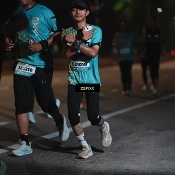 Runner Photo 5920512