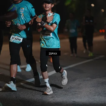 Runner Photo 5920515