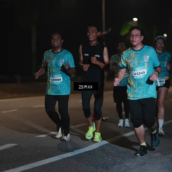 Runner Photo 5920522