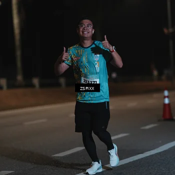 Runner Photo 5920553