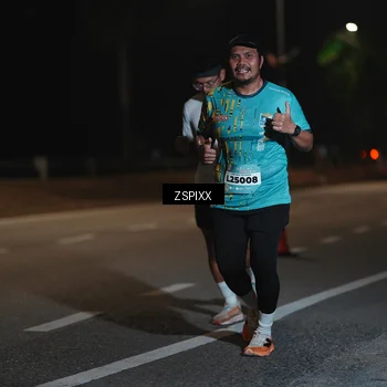 Runner Photo 5920572