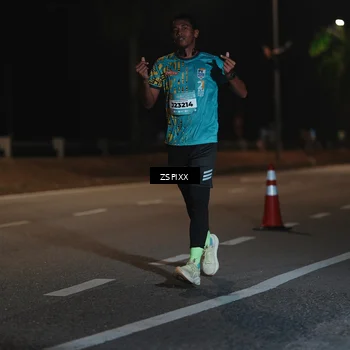 Runner Photo 5920630