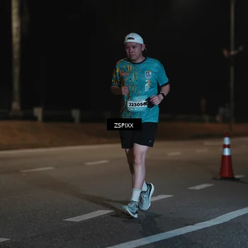 Runner Photo 5920635