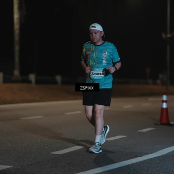 Runner Photo 5920636