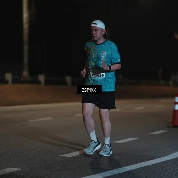 Runner Photo 5920638