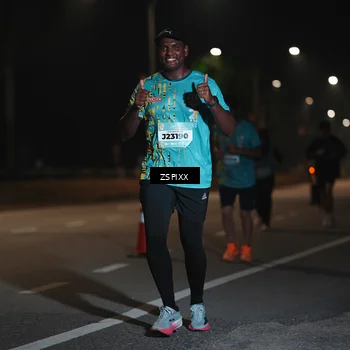 Runner Photo 5920662