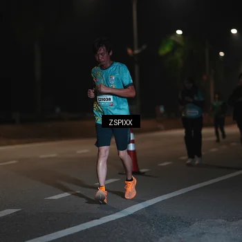Runner Photo 5920667