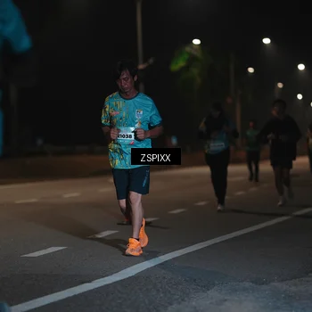 Runner Photo 5920672