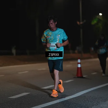 Runner Photo 5920673