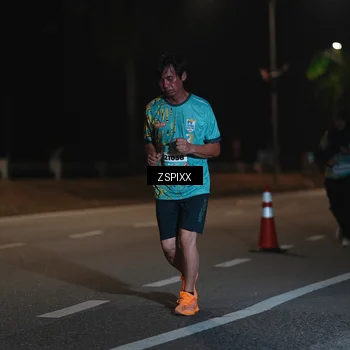 Runner Photo 5920675