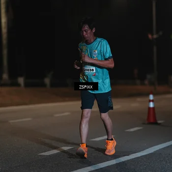 Runner Photo 5920691