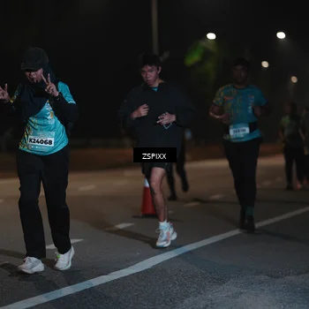 Runner Photo 5920702