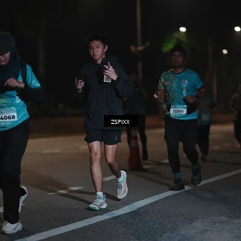 Runner Photo 5920705