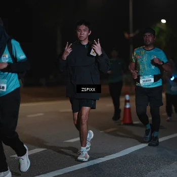Runner Photo 5920710